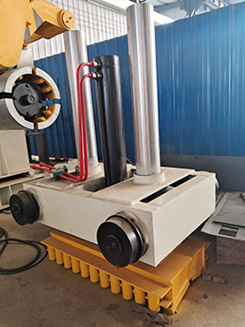 Material feeding trolley