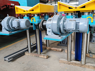 xe đẩy cung cấp vật liệu