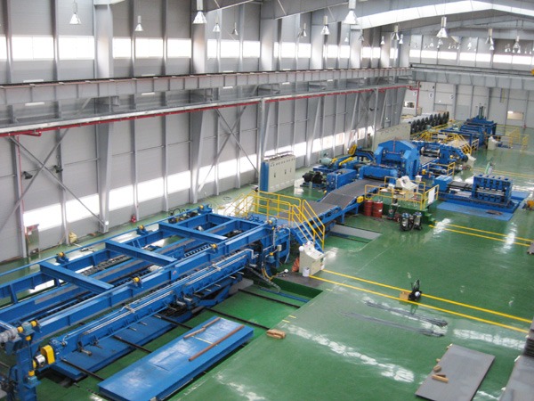 Xoay và cắt thành đường dài