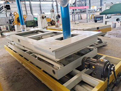 xe đẩy sàn nâng